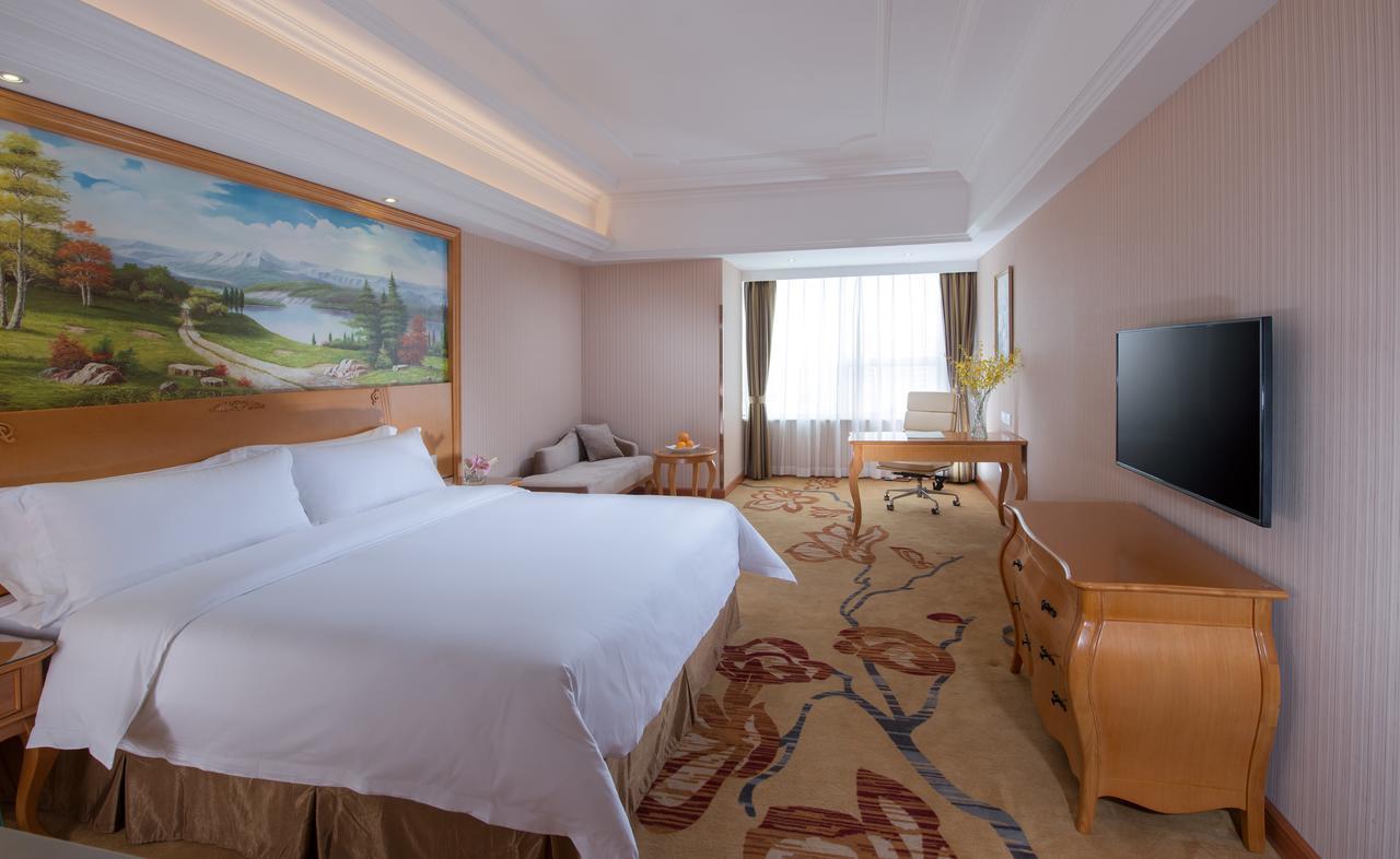 Vienna Hotel Jinshan New City Wanda Plaza Exteriör bild